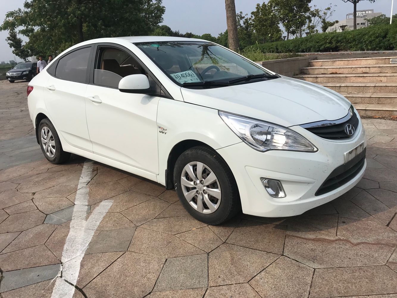 新车很畅销二手市场不好找的车型,新车便宜二手车还值得买吗