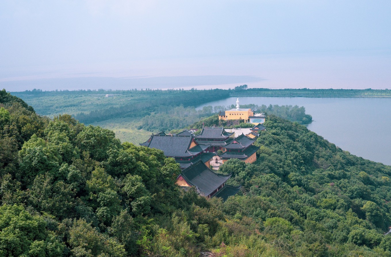不仅仅是皮革,海清潮静——海宁