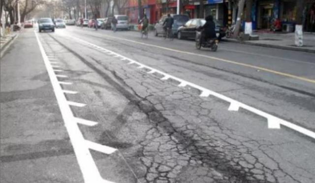 锯齿车道怎么走不违规,锯齿车道违章怎么处理