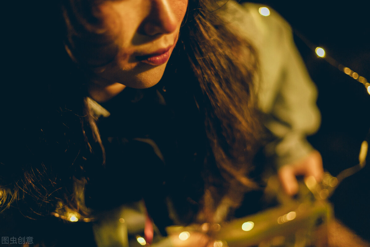 怎么一边创业一边打工挣钱,一边打工一边旅行