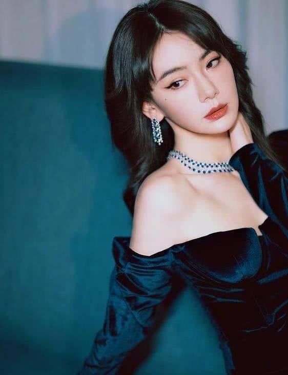 戚薇口红测评视频,小金条口红戚薇