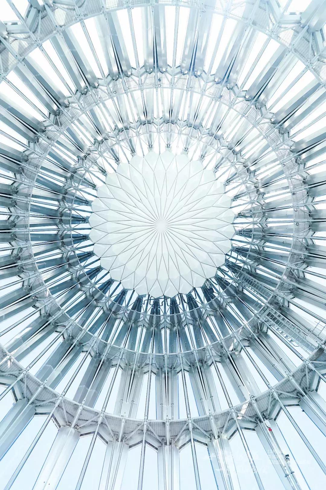 「首发」深圳湾第一高楼!400米“春笋”曝光,这办公室颜值……