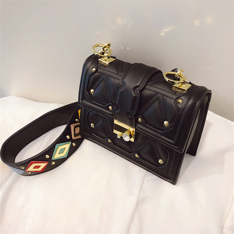 讨好女朋友的100种方法,讨好女朋友的一百种方法