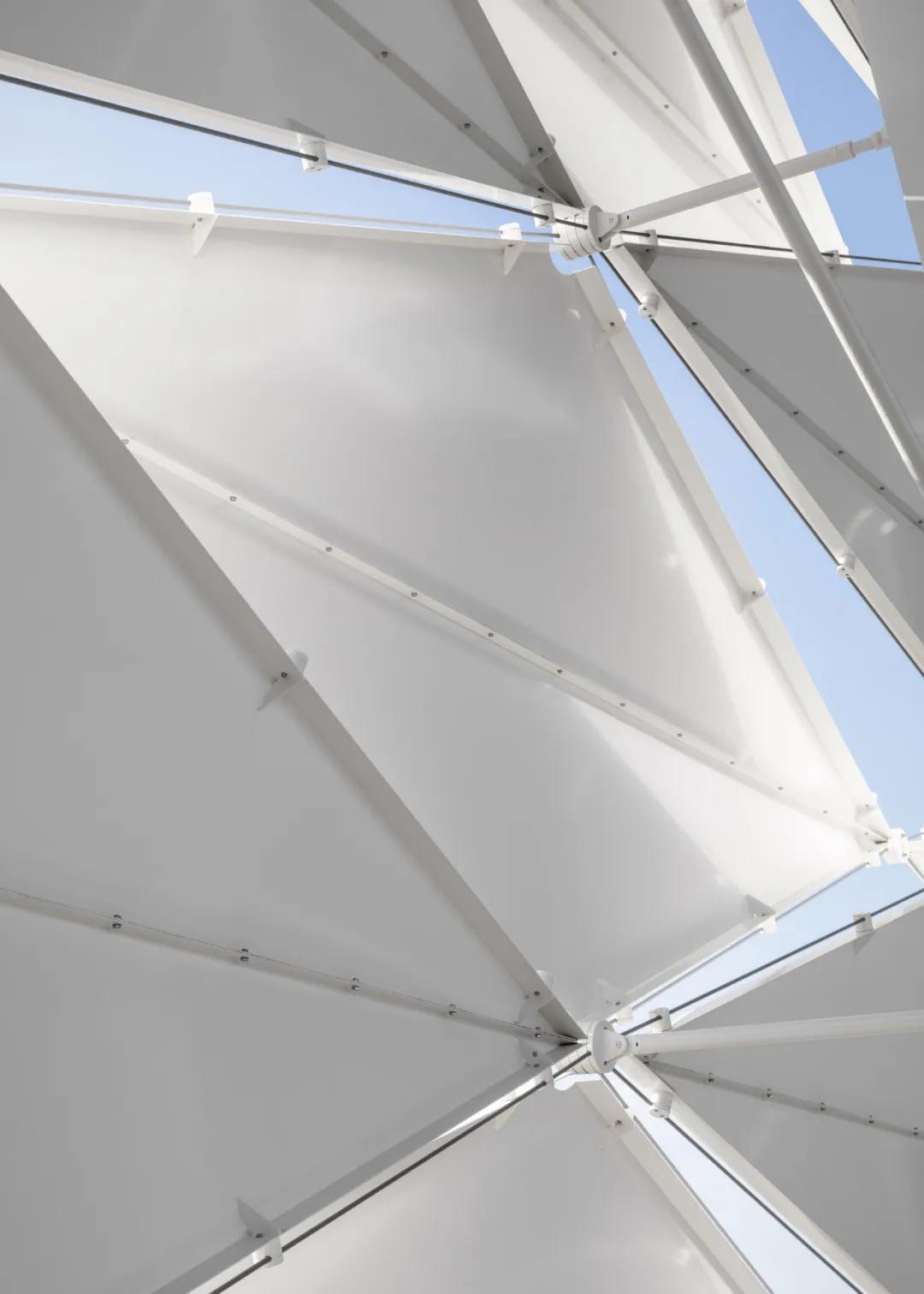 卢森堡体育中心,卢森堡体育场