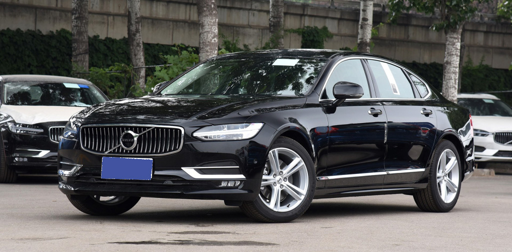 1年沃尔沃s90能卖多少钱,1年亏了8万是什么感受