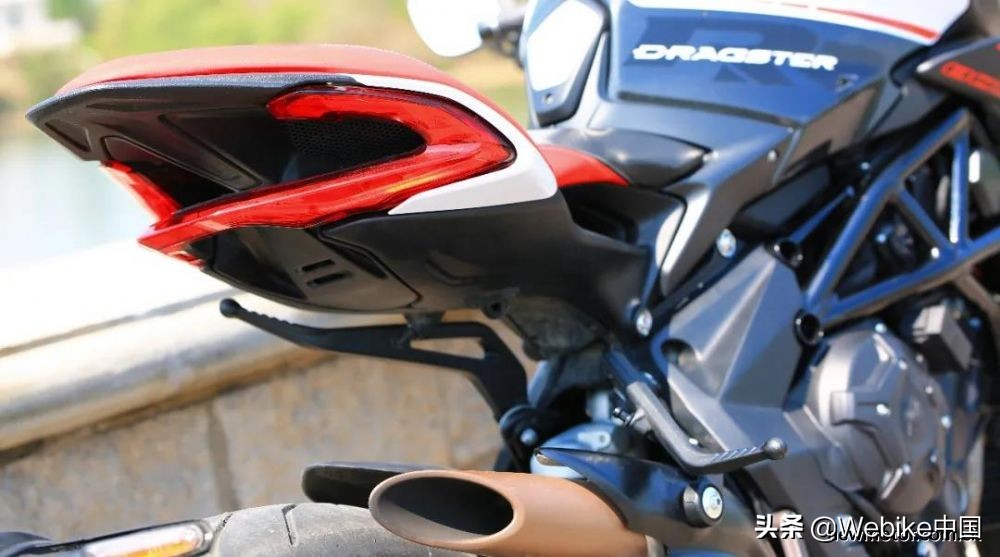 濂ュ彜鏂superveloce800,濂ュ彜鏂brutale800rr