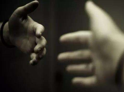 我该如何拯救我的爸爸,我该怎样拯救你我的爱人