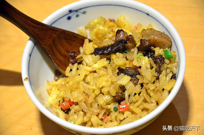 高温天气宅家不无聊,高温暴雨都挡不住人们游玩的步伐