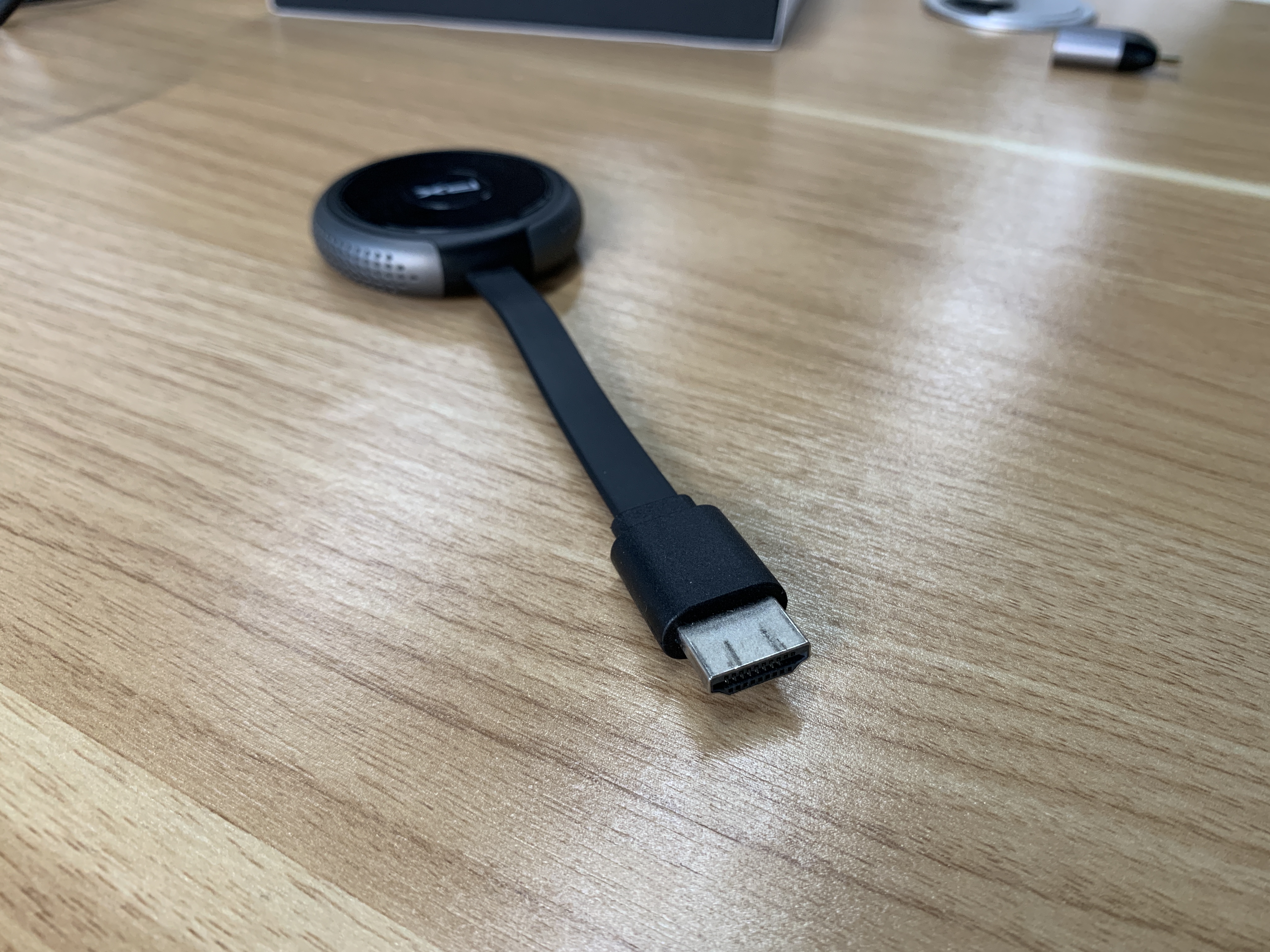 电脑无线投屏到投影仪免费软件,台式电脑连接投影仪投屏怎么操作