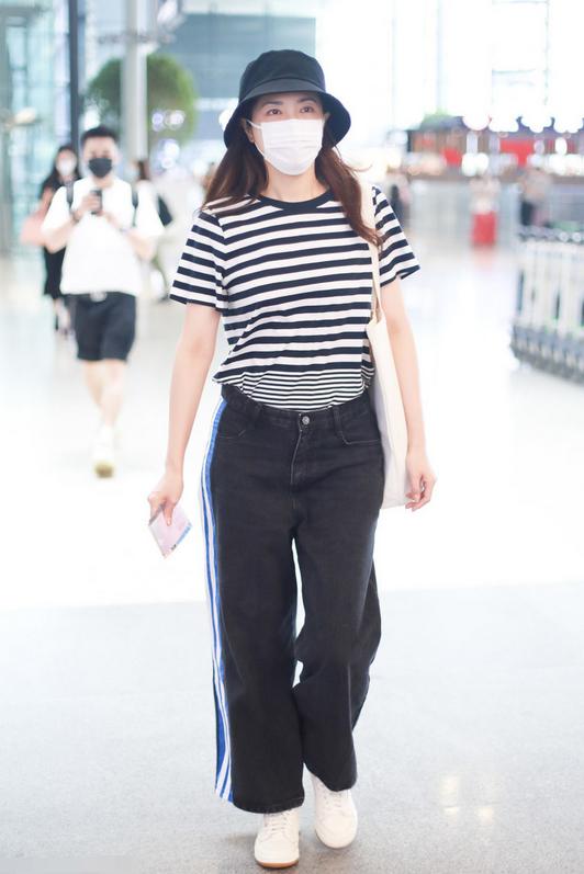 曾黎穿显胖的裤子,曾黎穿搭牛仔风格