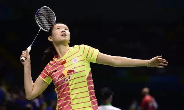 打好高远球有多重要,打好高远球要练习多久