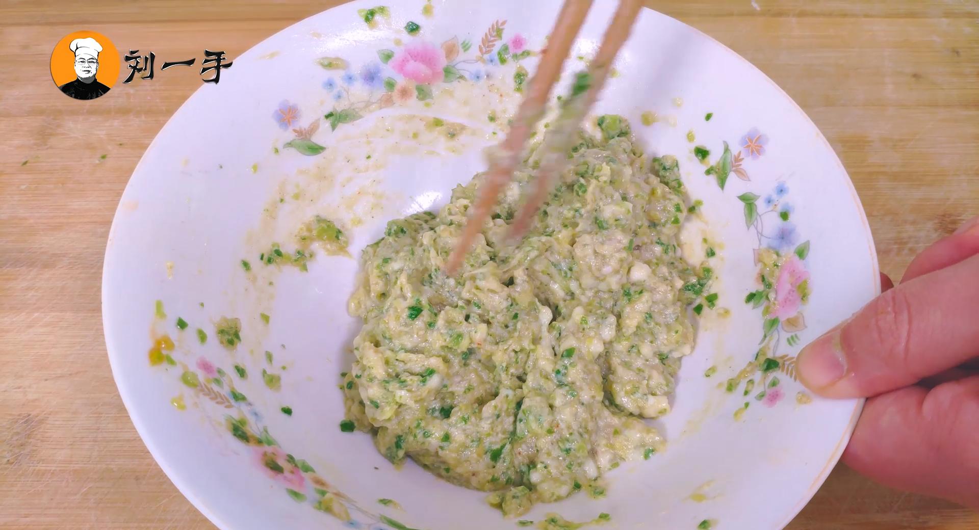 教你做烧饼外皮酥脆层次分明,酥脆烧饼的正宗做法