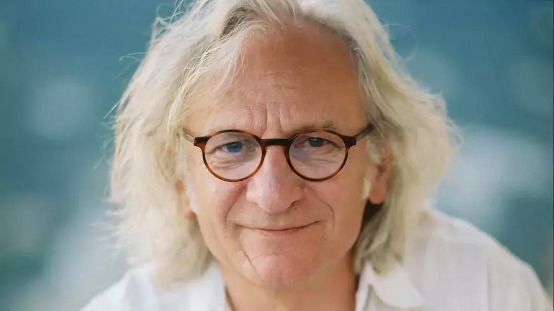 玩游戏而现实发生改变的电影,一部玩游戏才可以活下去的电影