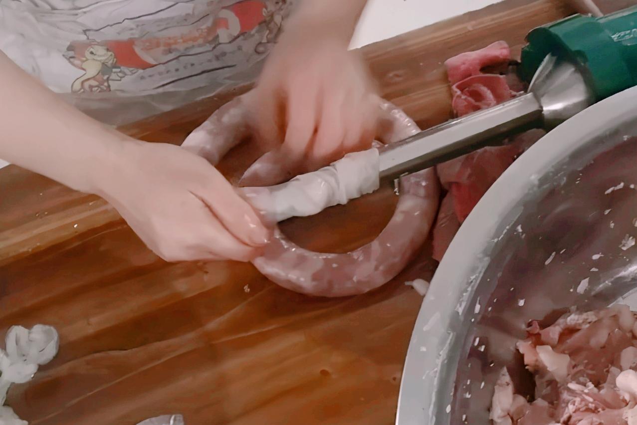 想灌香肠的肠衣,灌香肠的最佳配方