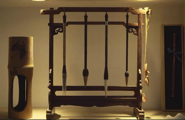 不过100元的毛笔还是不错的!花这点钱买5支不心疼,能写3000字