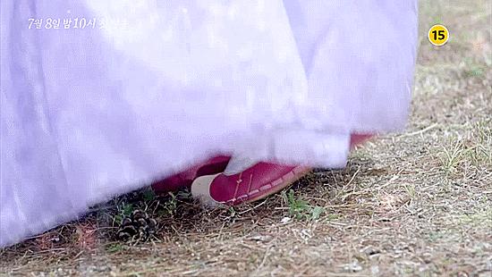 耳听爱情歌曲,耳听爱情铃声