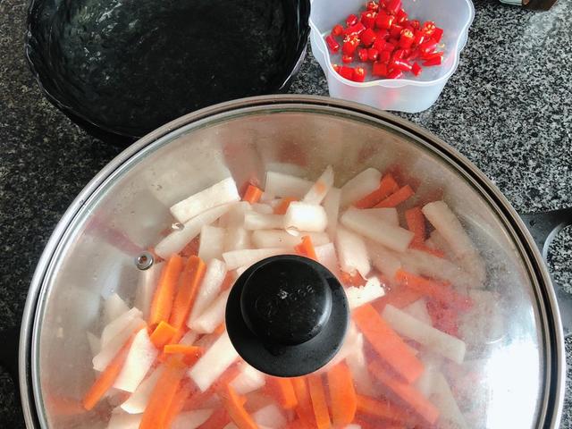 做出来的泡菜为什么不香,做的泡菜不辣怎么办