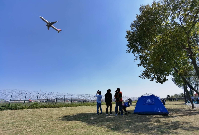 双流空港花田看飞机降落最佳地点,双流空港花田飞机场