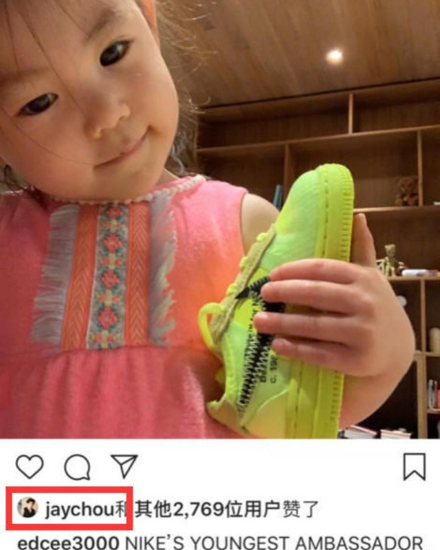 陈冠希发文报喜,3岁陈拉雅手握代言超5个,遗传超模妈妈气质