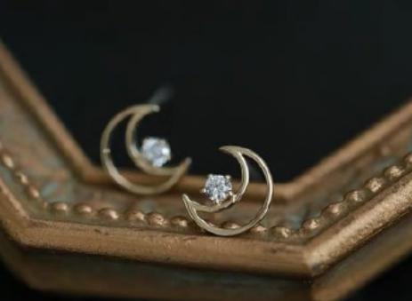 适合秋冬季戴的首饰 (适合戴特别精致的首饰)