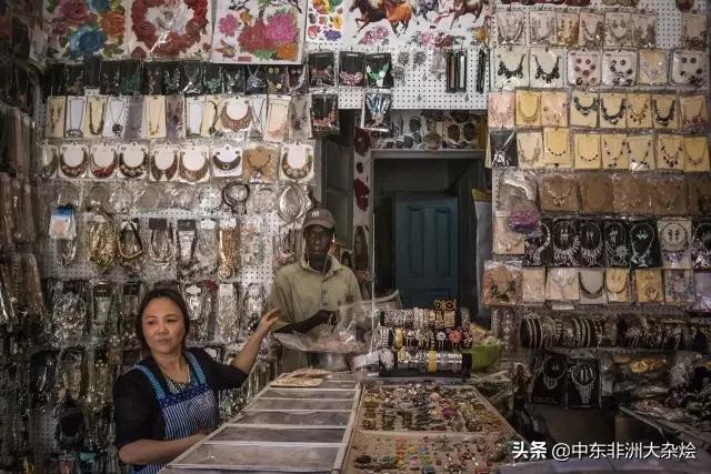 发家记——在混乱之地抓住机遇的中国人