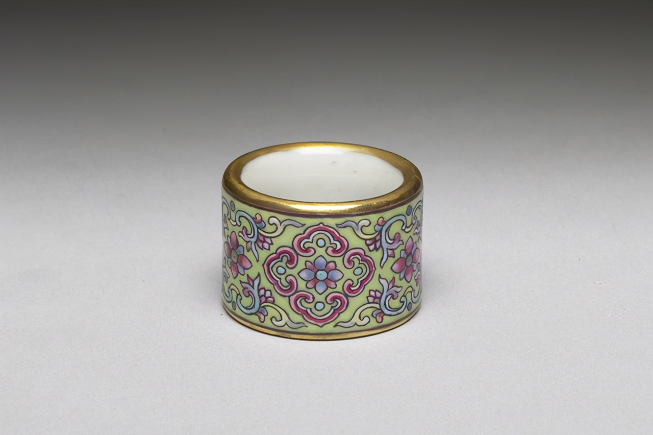 康熙雍正乾隆哪个皇帝审美最好,雍正皇帝的审美vs乾隆