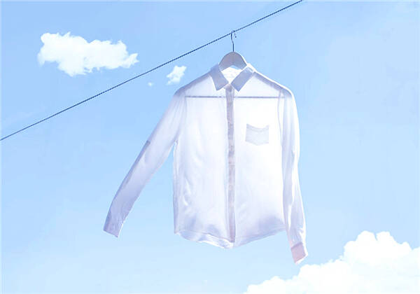 发黄白衬衫如何用84洗白,白衬衫发霉发黄洗白小窍门