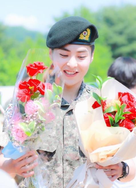 韩国sm家族演唱会fx,fx日本东京演唱会