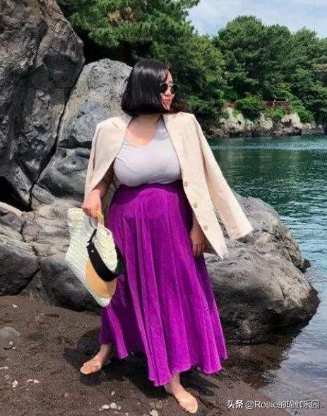 居家锻炼含胸驼背体态调整,怎样纠正弯腰驼背含胸