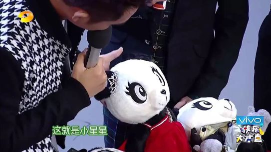 吴昕把别人送的礼物卖了,吴昕把别人的礼物卖了