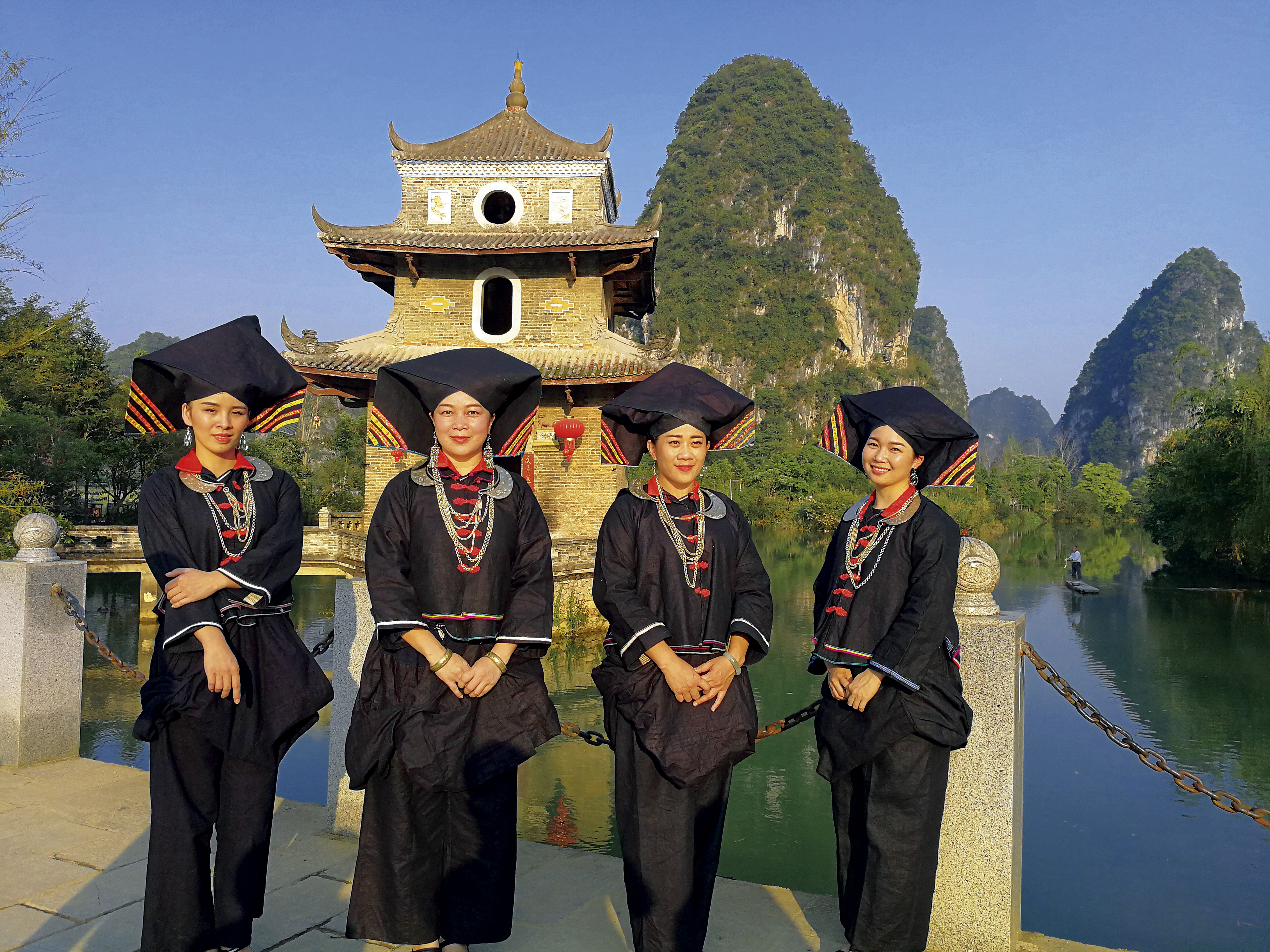 骞胯タ姘戞棌鏈嶉グ鏂囧寲澶ц,闇撹３缁氬僵