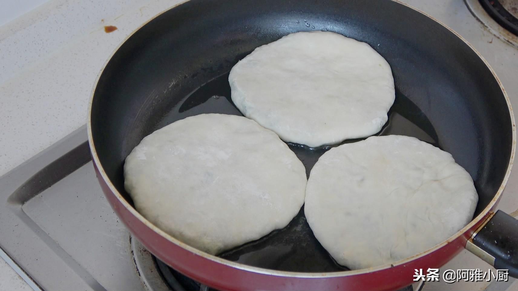 如何将馅饼的面做薄一点,怎么把馅饼做的薄