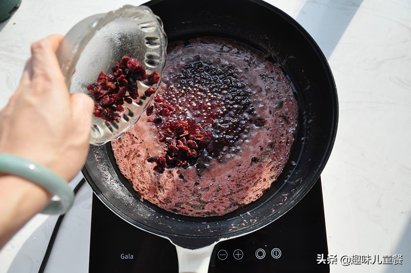 新年一定要学会的一款糖果，酸酸甜甜属我最甜，红红火火属我最火