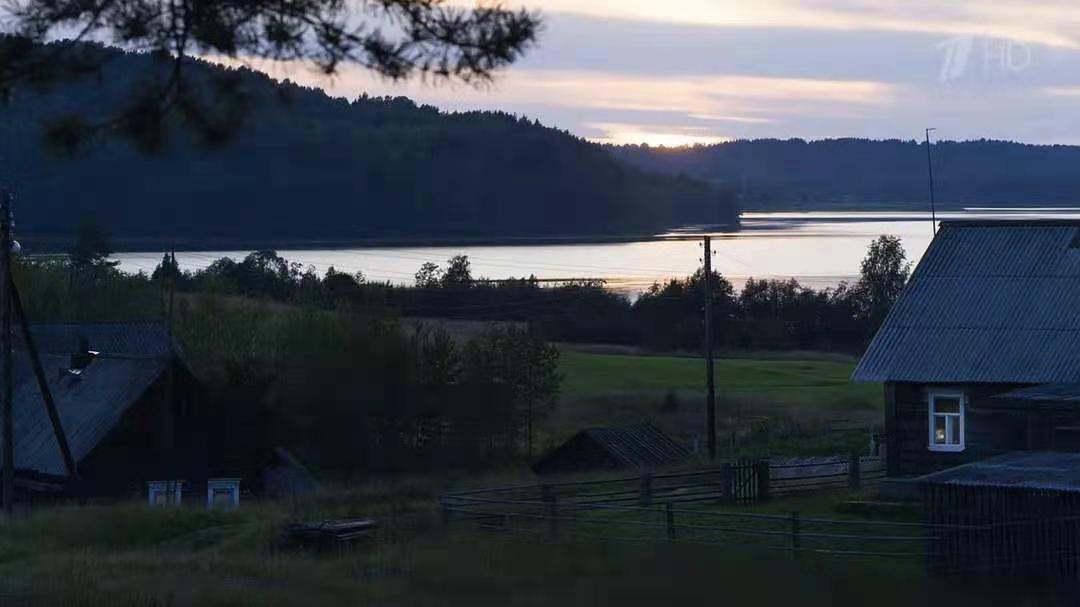 俄罗斯生活纪录片令人震惊的,揭秘富人奢靡生活的电影