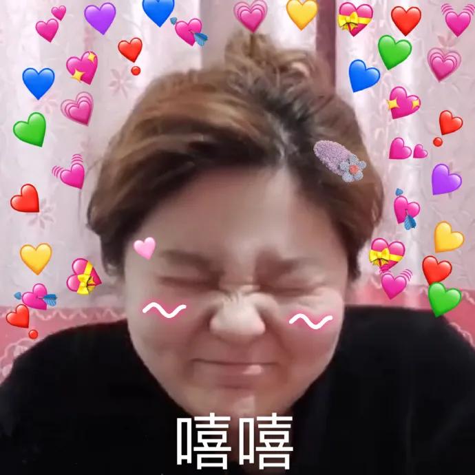 别骂了！靠放屁，抠鼻，舔葱走红的“郭老师”，其实挺可怜的