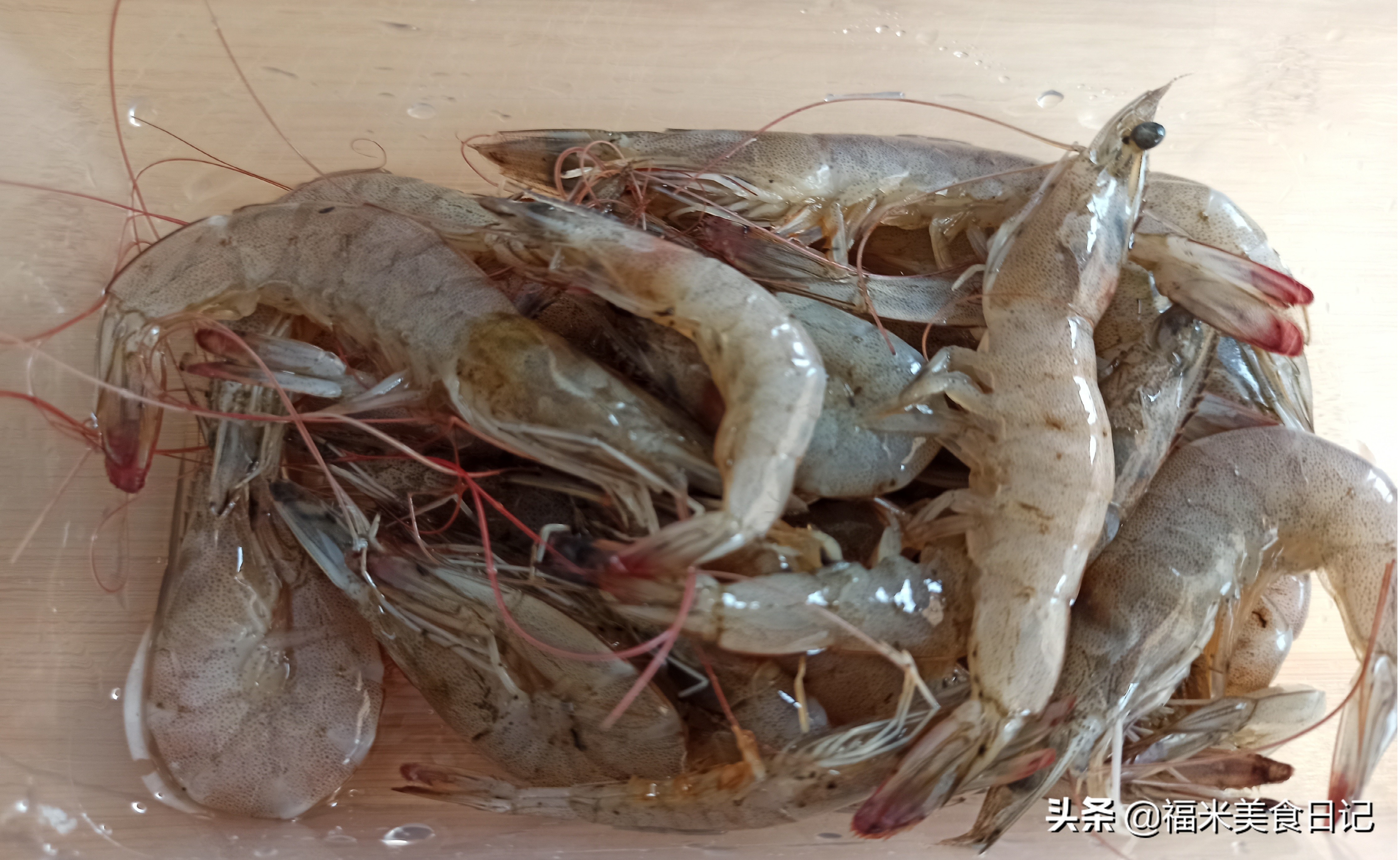 微波炉烤虾怎么做才好吃,微波炉烤酥虾