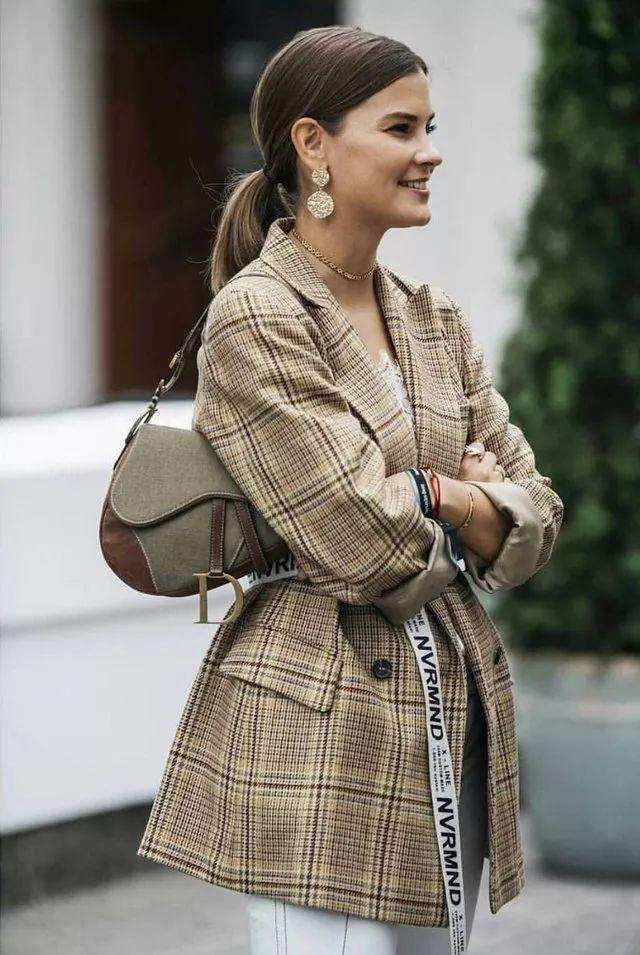 格纹元素西装搭配图,春天格纹西装搭配大全