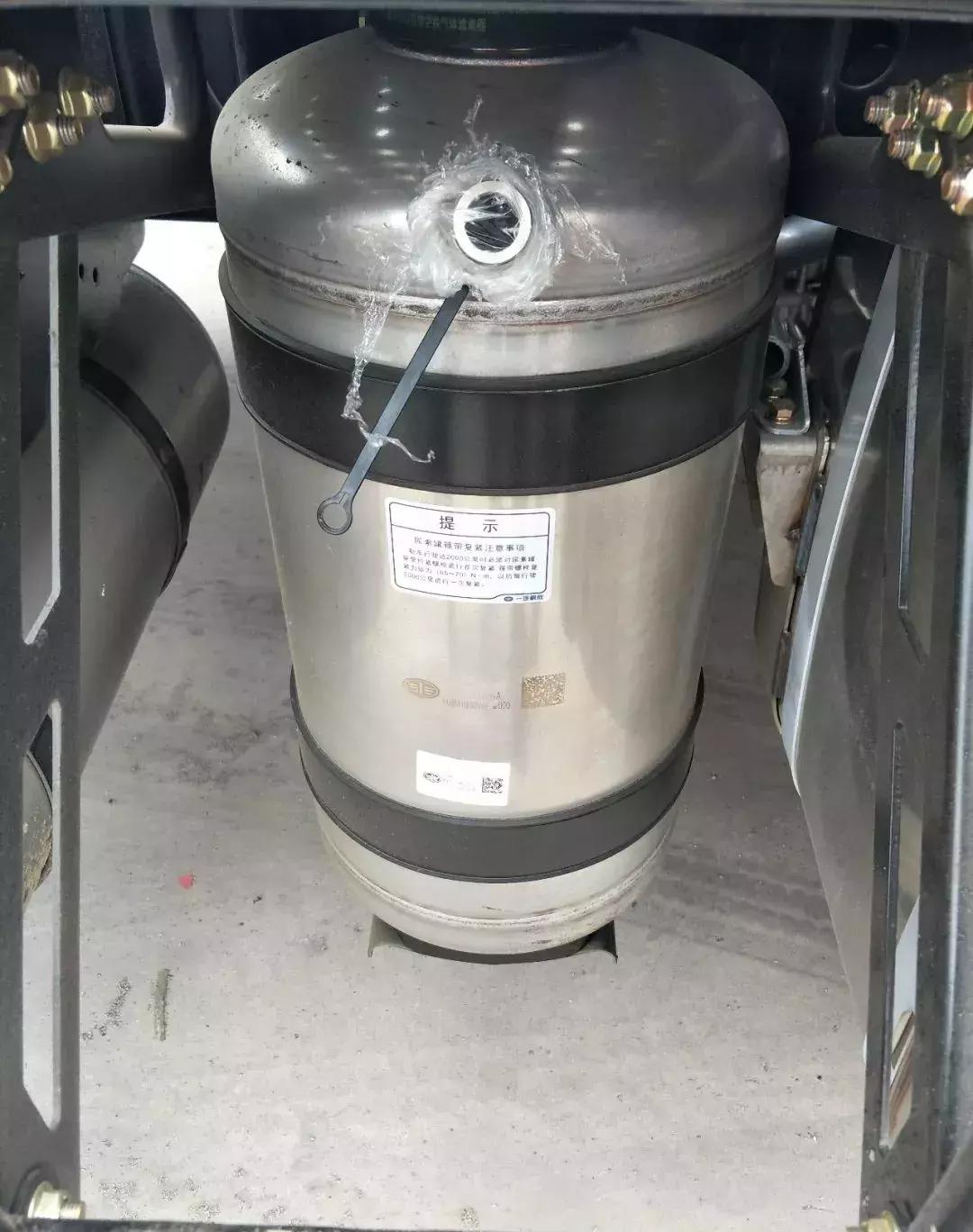 解放新J6P4206x4质惠北方版详解