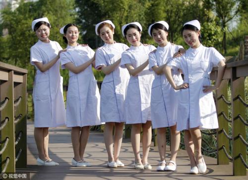 重庆护士学校跟护理学校哪个好,重庆护理专业的学校哪家好