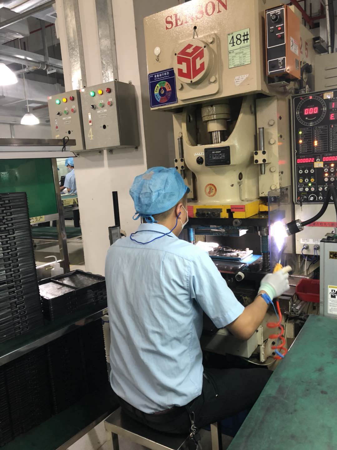 进厂中介是不是全是骗人的,进厂打工中介