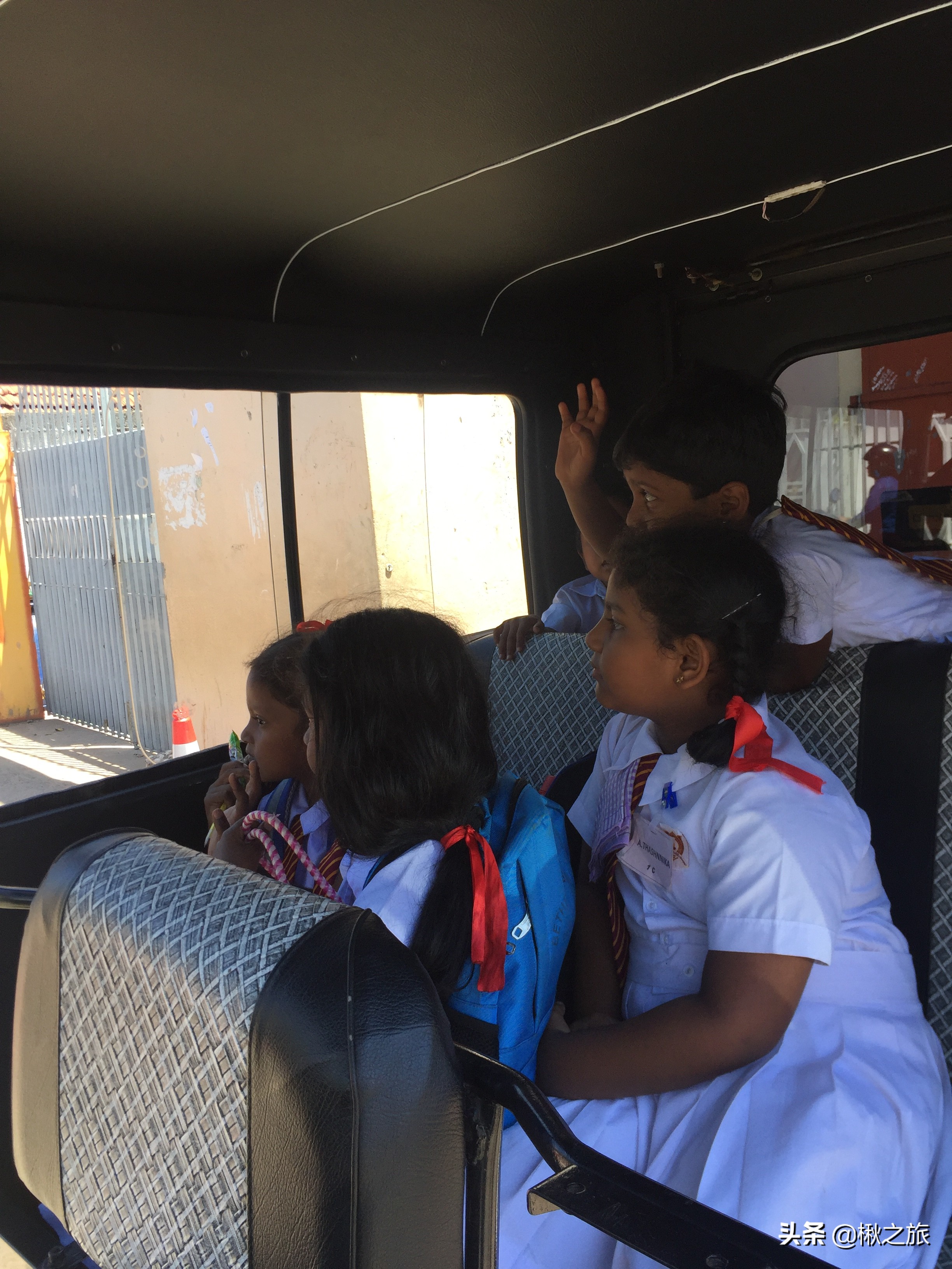 街边的一张纸，藏了一个斯里兰卡