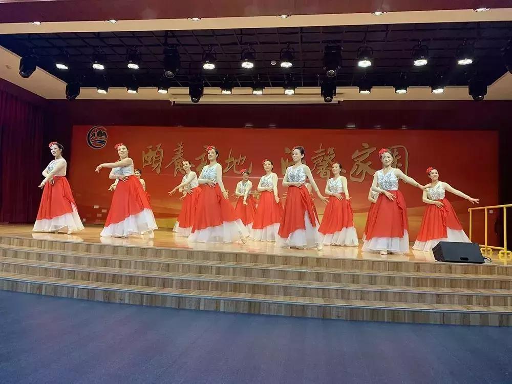 祝福祖国简短视频,那些让你为祖国热泪盈眶的瞬间