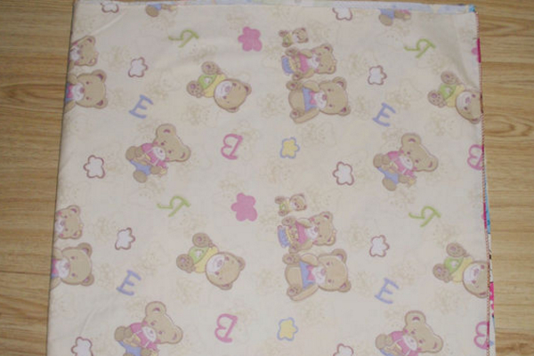 怎么给狗狗自制狗窝,怎么给狗狗做狗窝简单