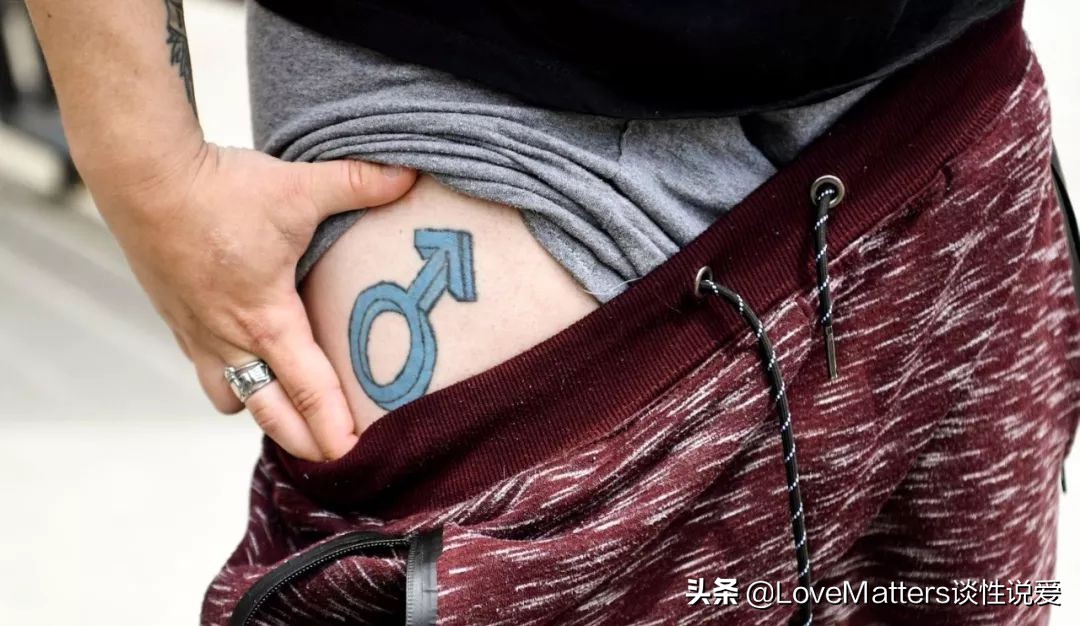 “他”和“她”不够好吗，为什么要写成ta？