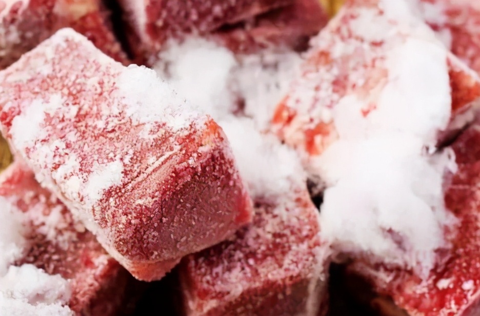 用什么方式解冻肉肉更快,不管多硬的冻肉