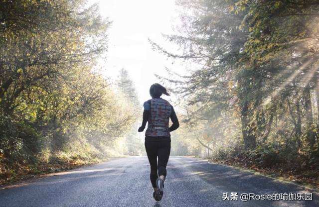 跑步减肥停止后一般会反弹几斤,跑步减肥停了十天复跑会胖么