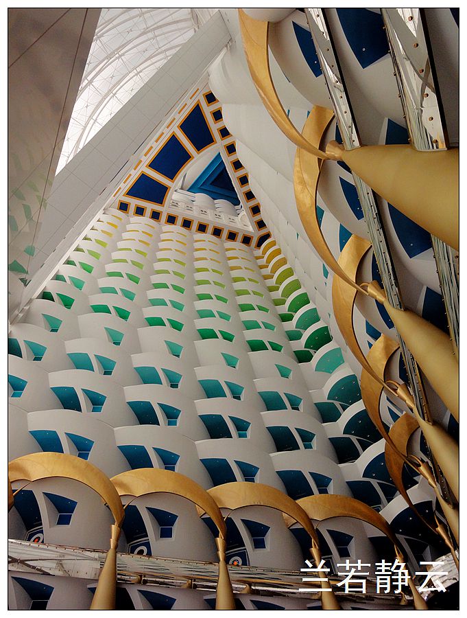 享受迪拜帆船酒店早餐,迪拜七星帆船酒店附近美食