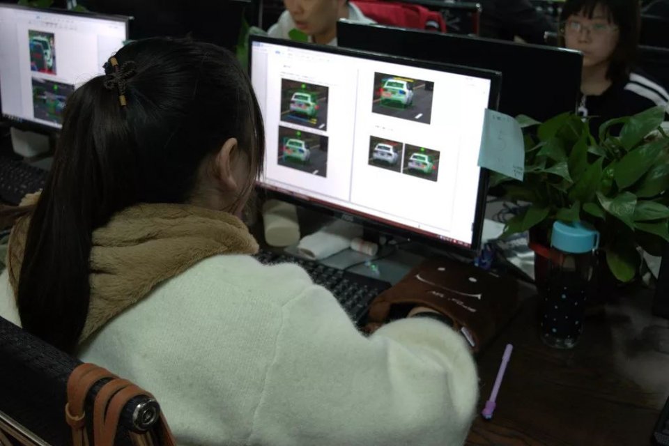 探秘中国AI村为人工智能数据的贴标人收入可观