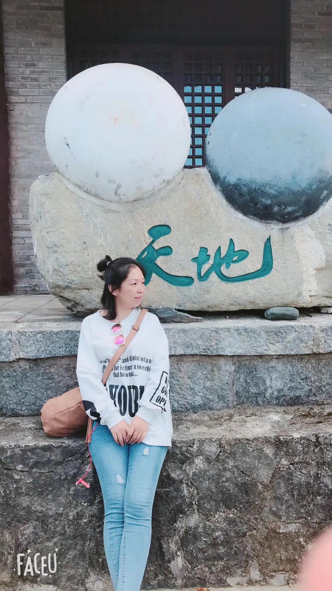 漂浮人生，最难忘摆摊经历，一个月用三十元赚九万