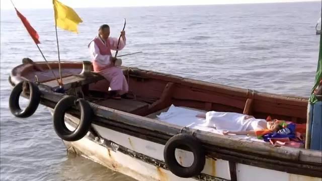 图解电影《弓》,从未见过如此独特的少女*处破**方式